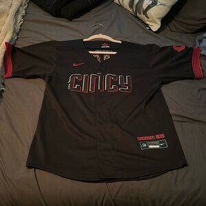 Youth XL Elly De La Cruz Jersey / Cincinnati Reds City Connect